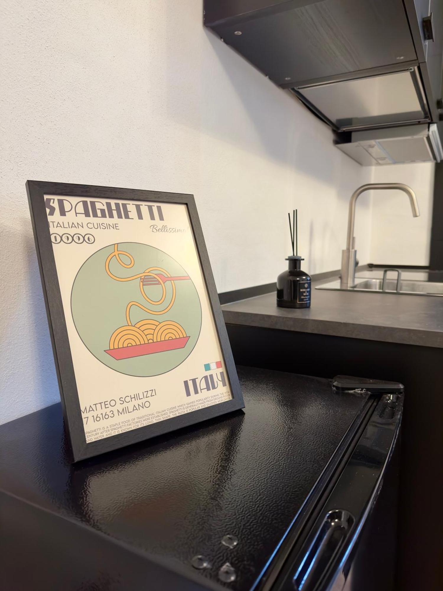 Gioiello Deco Nel Centro Storico Appartement Desenzano del Garda Buitenkant foto